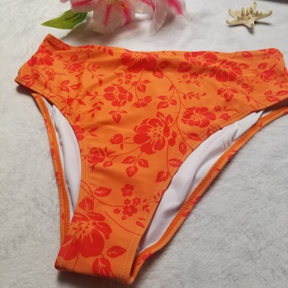 NWT Live Life on the Beach  Two Piece Bathing Suit  Size L - Picture 3 of 11